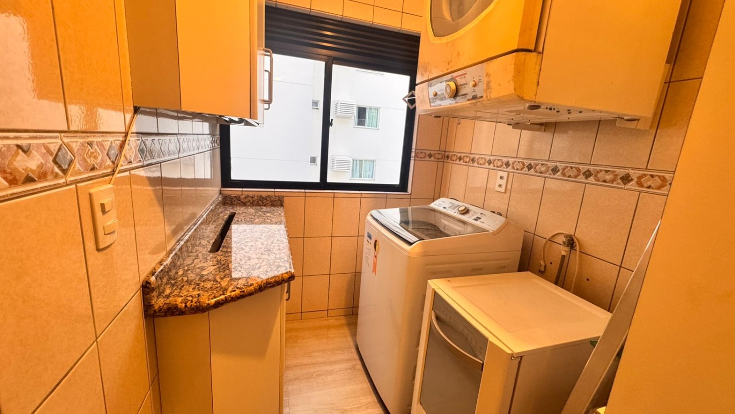 Apartamento no Ed. Residencial Morro dos Ventos em Balneário Camboriú - foto 19