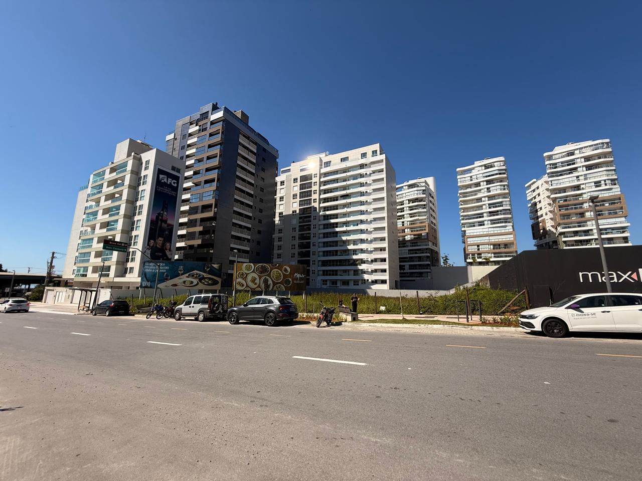 Terreno na Praia Brava com Potencial Construtivo - foto 3