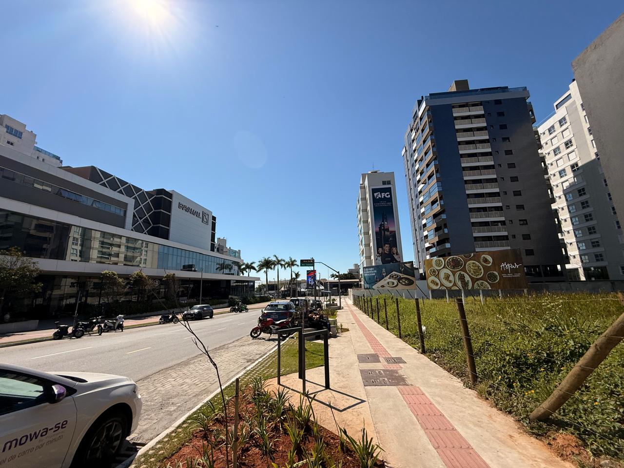 Terreno na Praia Brava com Potencial Construtivo - foto 4