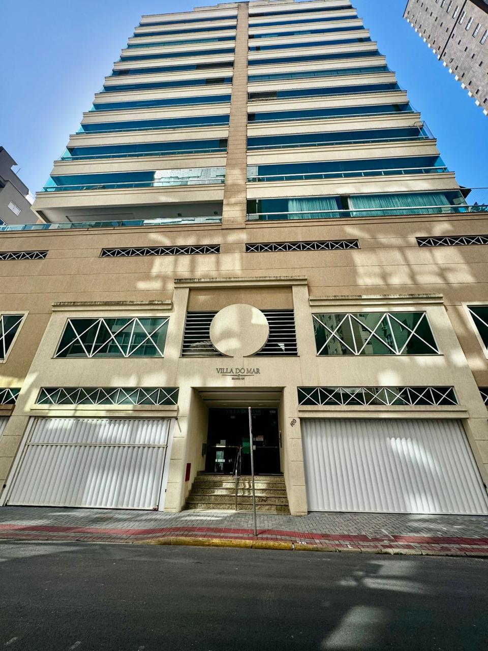 Apartamento no Condomínio Residencial Villa do Mar em Meia Praia