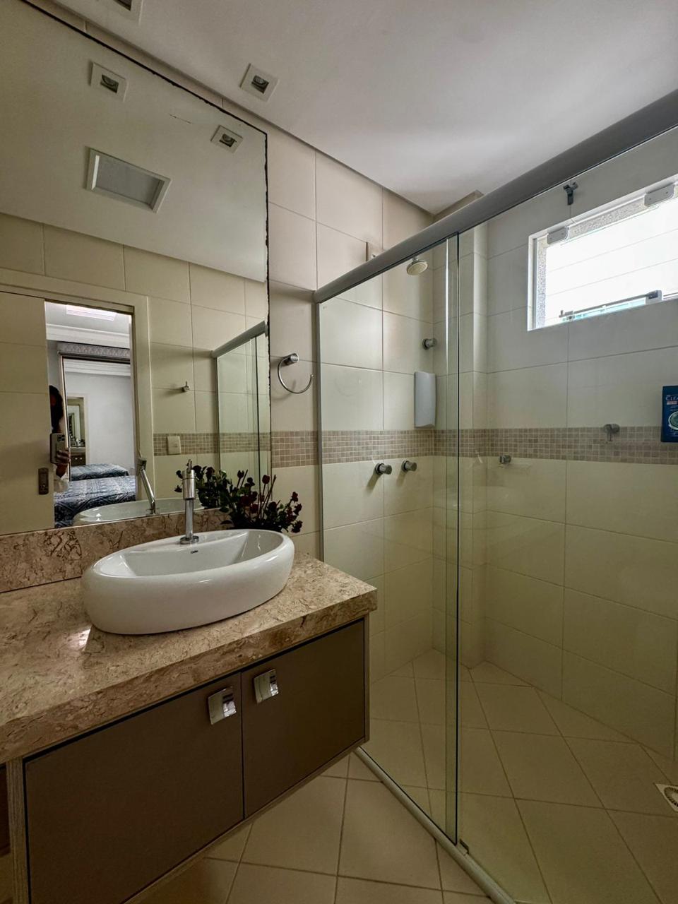 Apartamento no Condomínio Residencial Villa do Mar em Meia Praia - foto 12