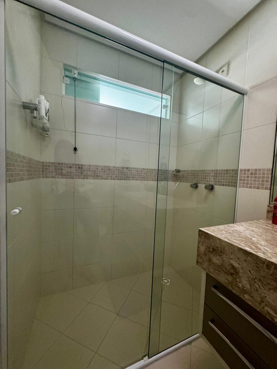 Apartamento no Condomínio Residencial Villa do Mar em Meia Praia - foto 15