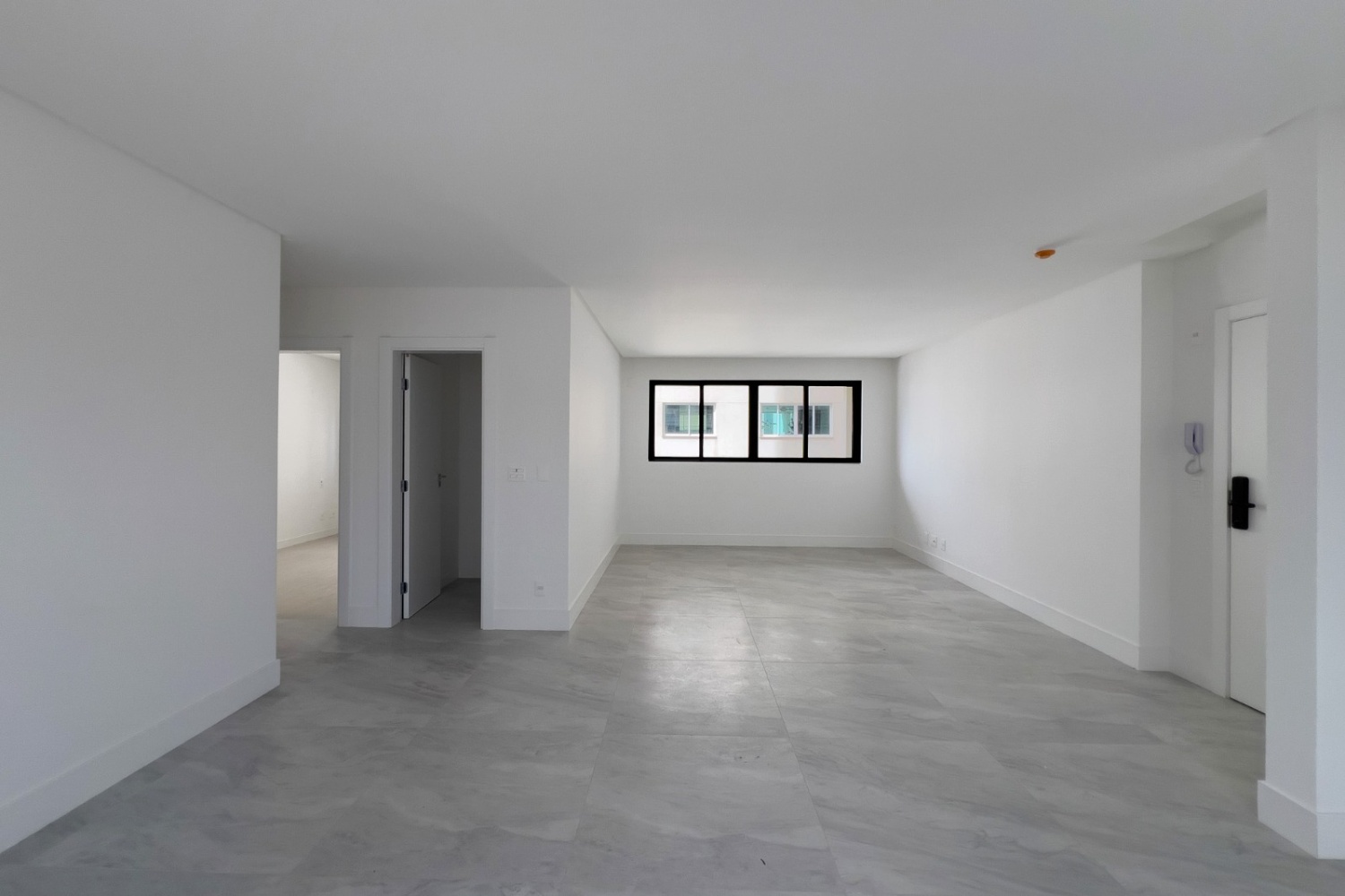 Apartamento no Edifício Vênus de Milo em Balneário Camboriú - foto 2
