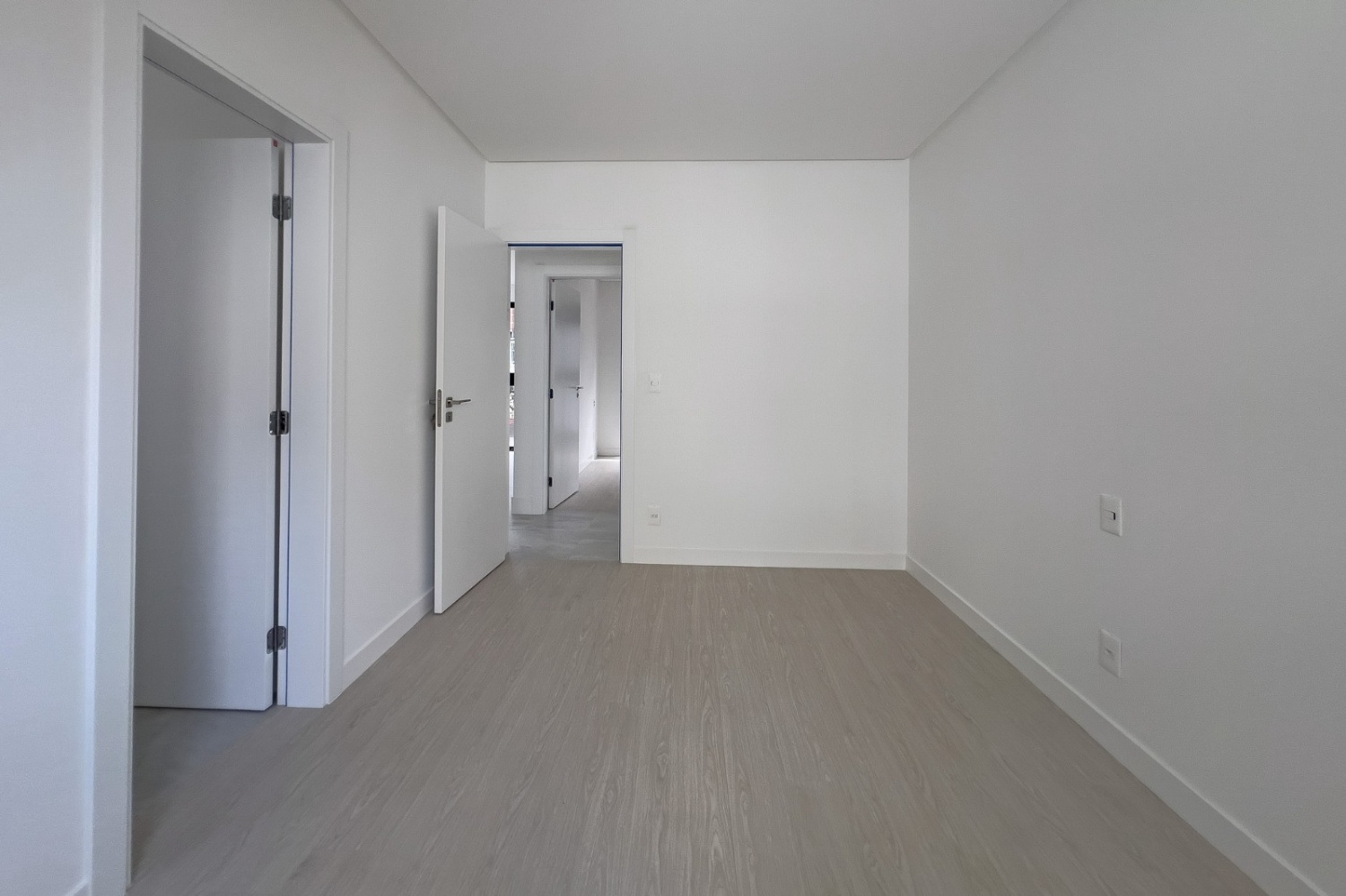 Apartamento no Edifício Vênus de Milo em Balneário Camboriú - foto 18