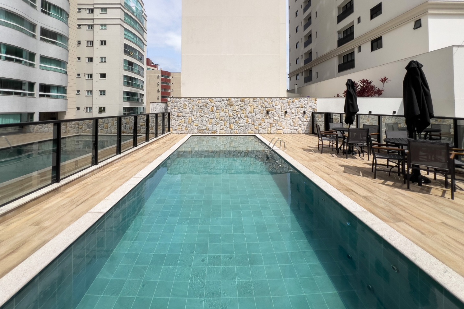 Apartamento no Edifício Vênus de Milo em Balneário Camboriú - foto 31