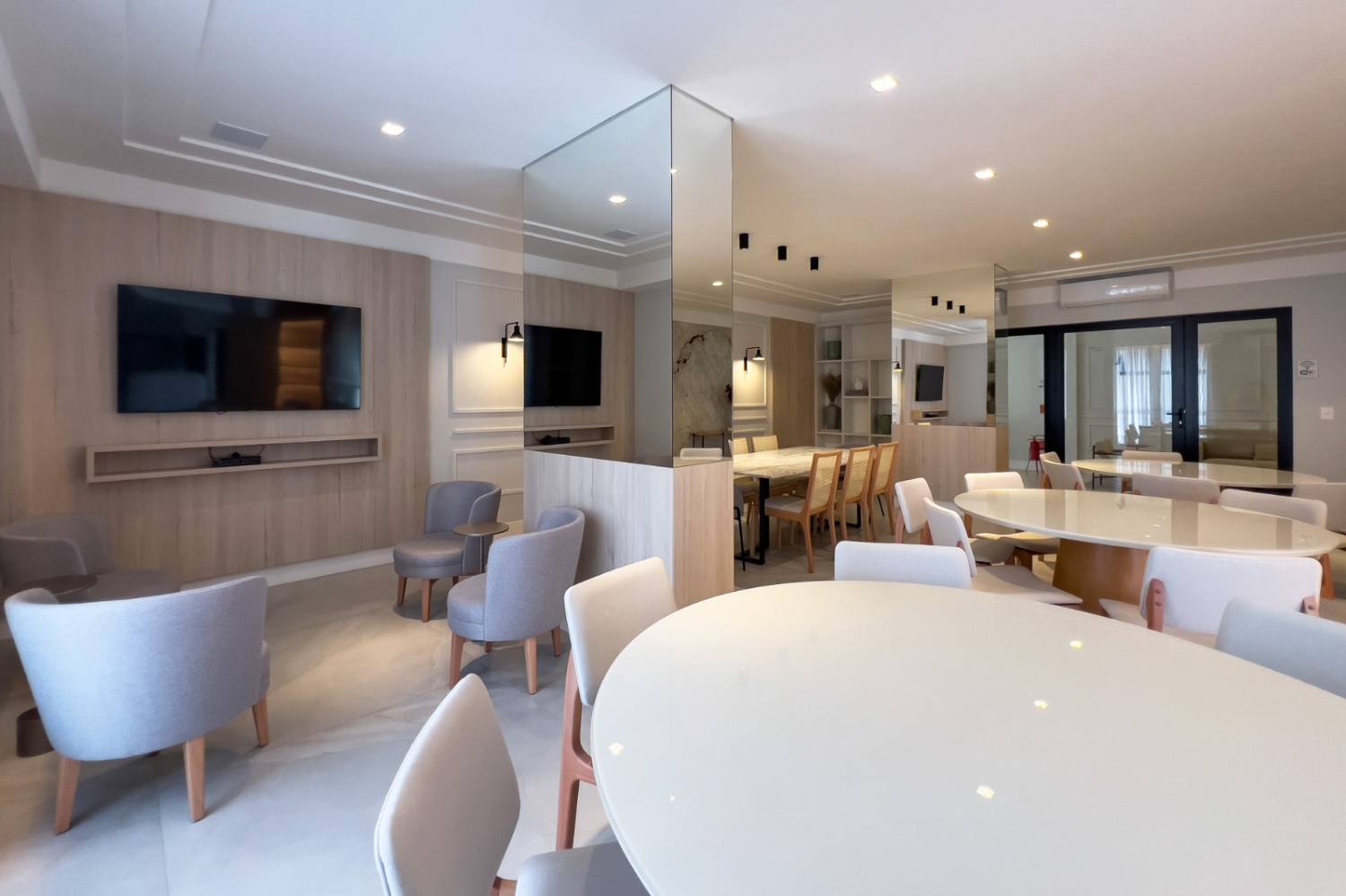 Apartamento no Edifício Vênus de Milo em Balneário Camboriú - foto 35