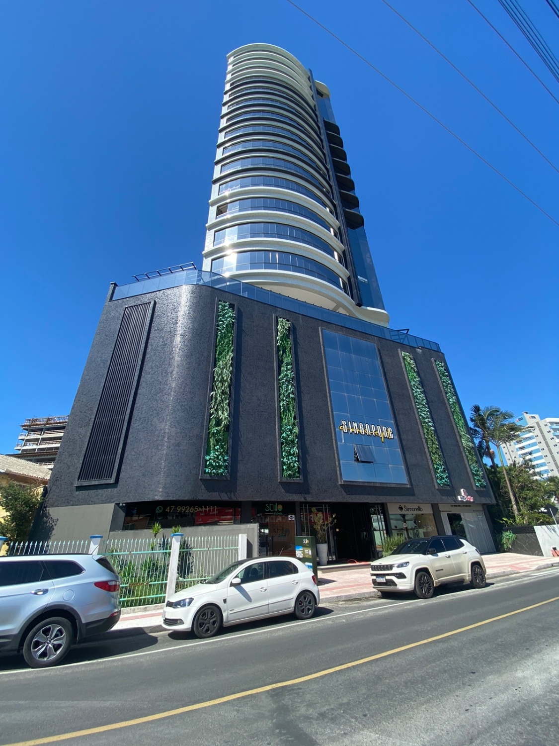 Apartamento no Edifício Residencial Singapore em Porto Belo