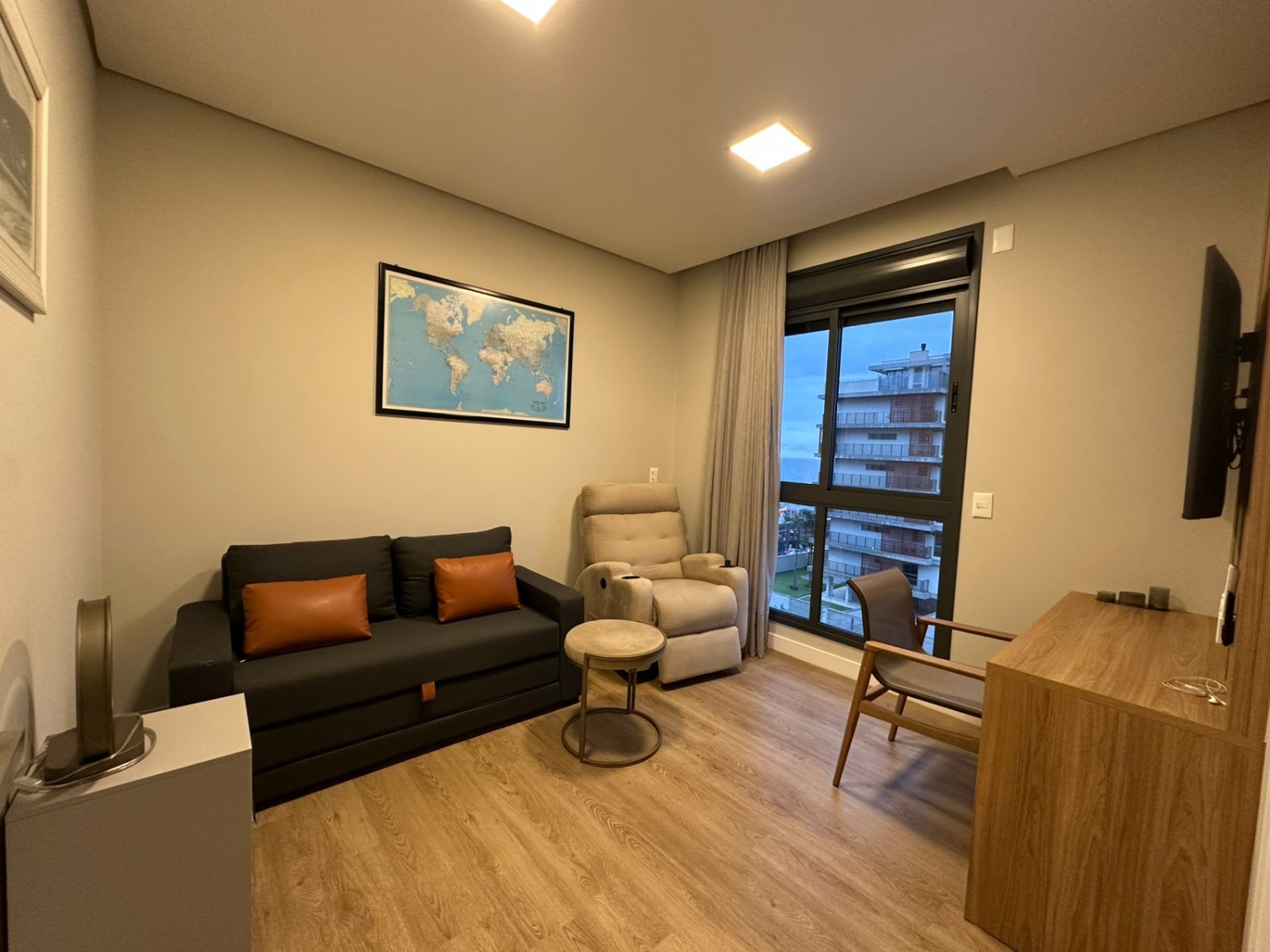 Apartamento Duplex no Edifício Cala Dor na Praia Brava - foto 10