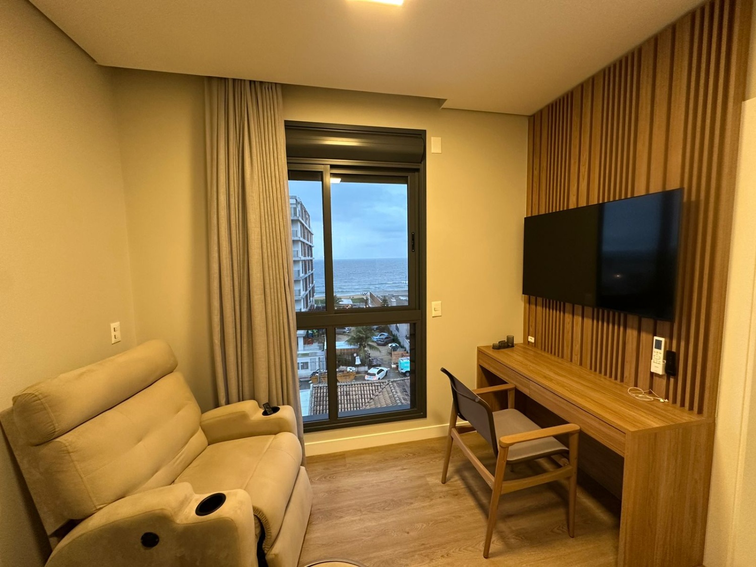 Apartamento Duplex no Edifício Cala Dor na Praia Brava - foto 11
