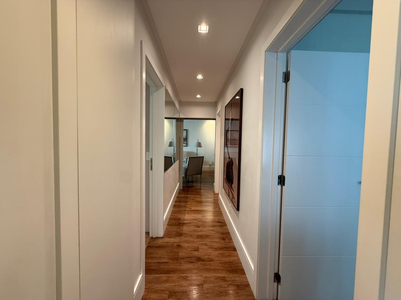 Apartamento no Ed. Brava Beach Aroeira na Praia Brava - foto 10