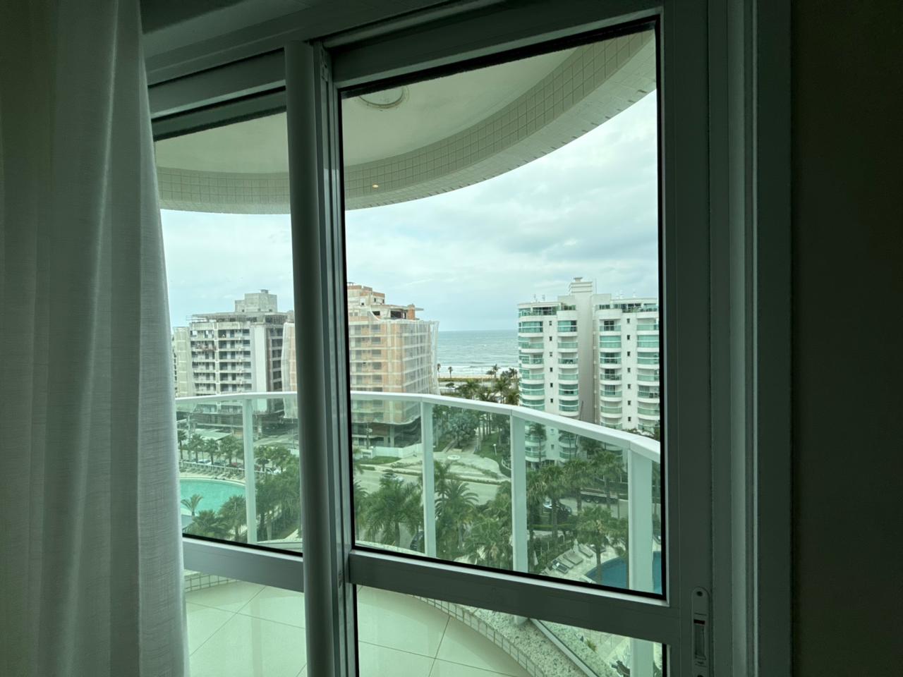 Apartamento no Ed. Brava Beach Aroeira na Praia Brava - foto 12