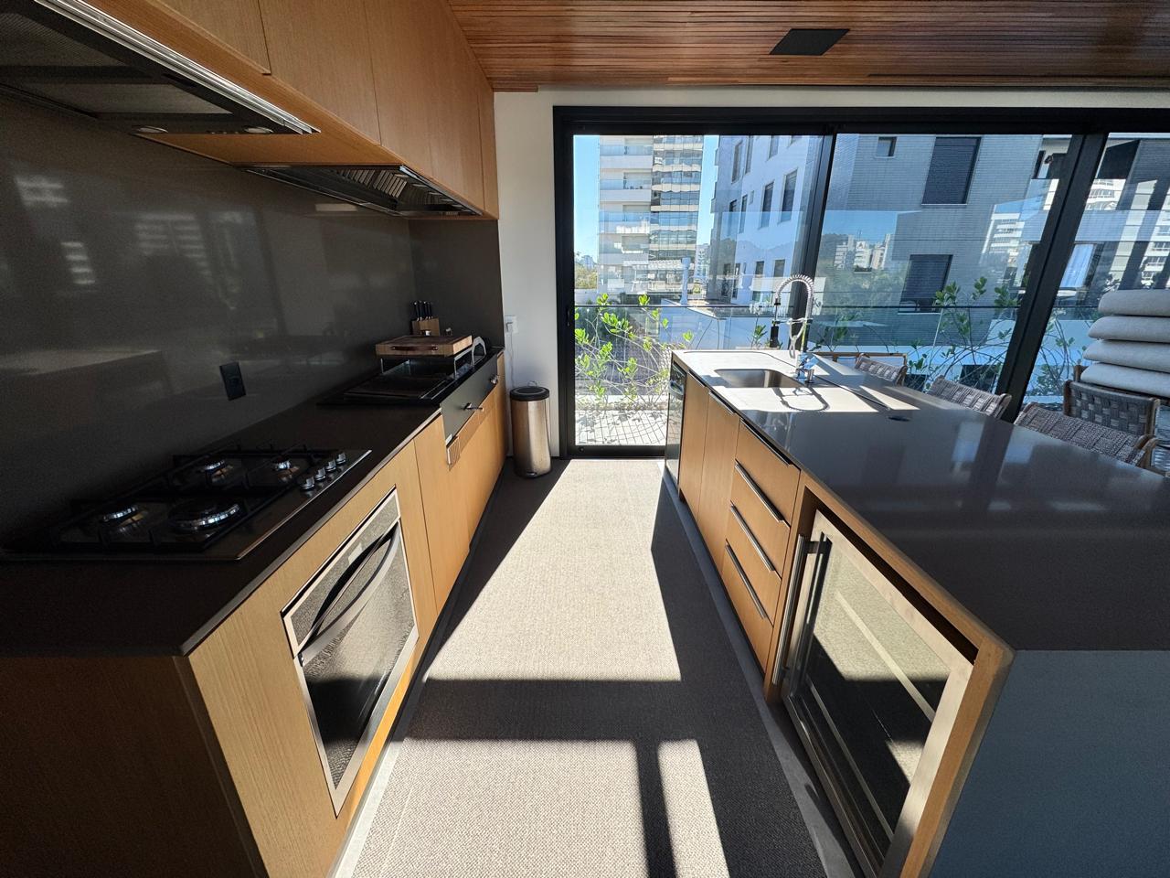 Casa no Condomínio Porto Riviera na Praia Brava - foto 30