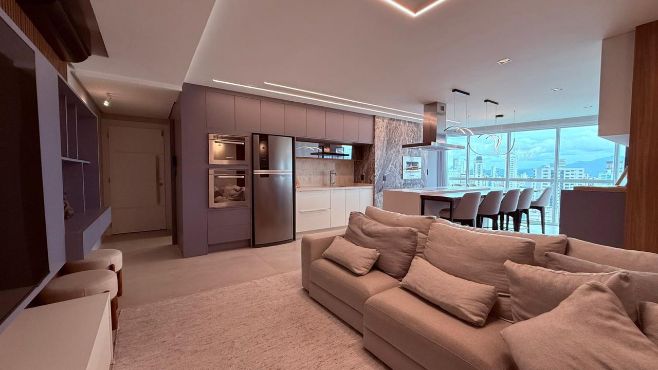 Apartamento no Edifício Alameda Jardins em Balneário Camboriú - foto 2
