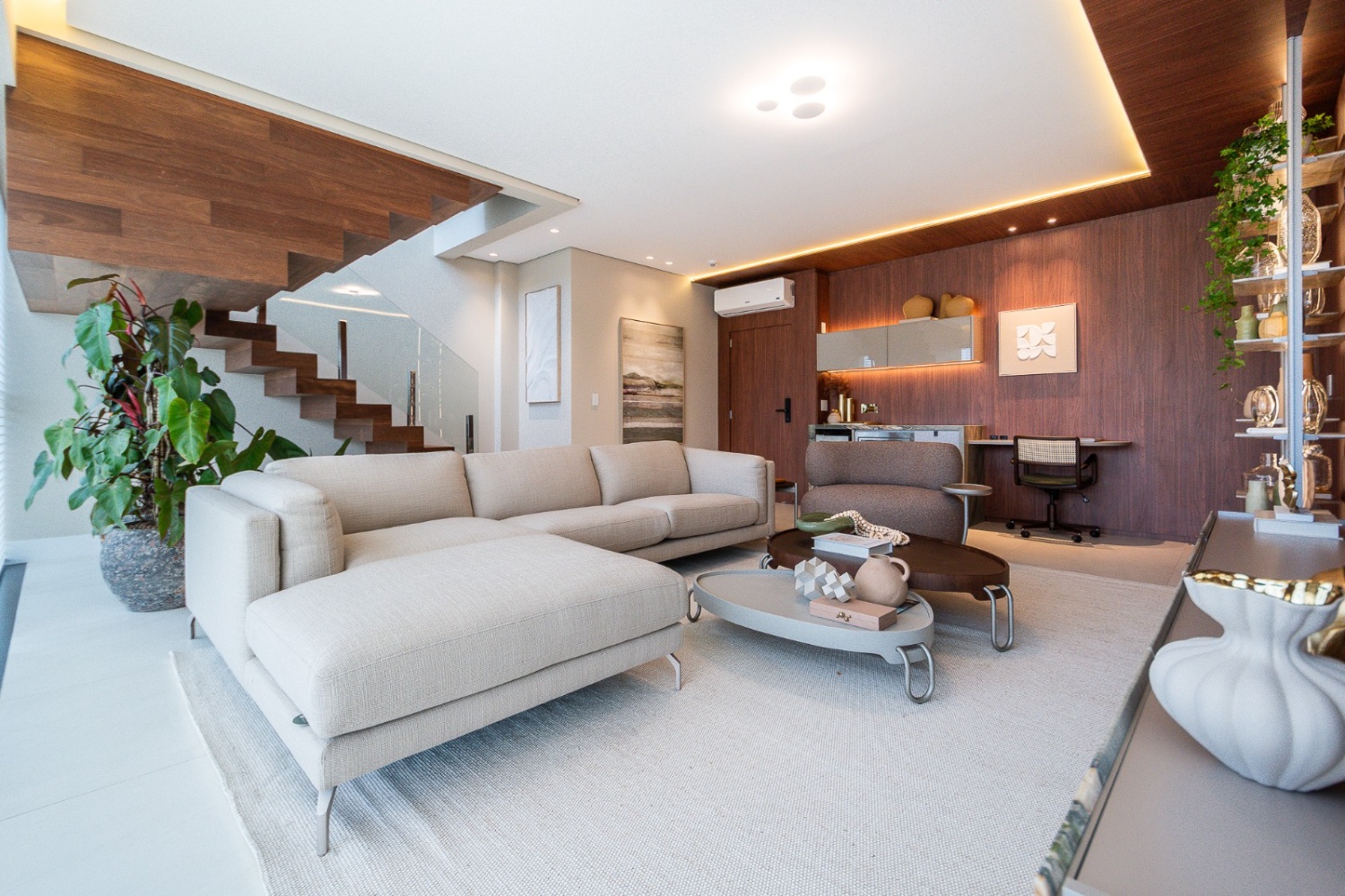 Cobertura Duplex no Edifício Riomaggiore Residenze em Balneário Camboriú - foto 16