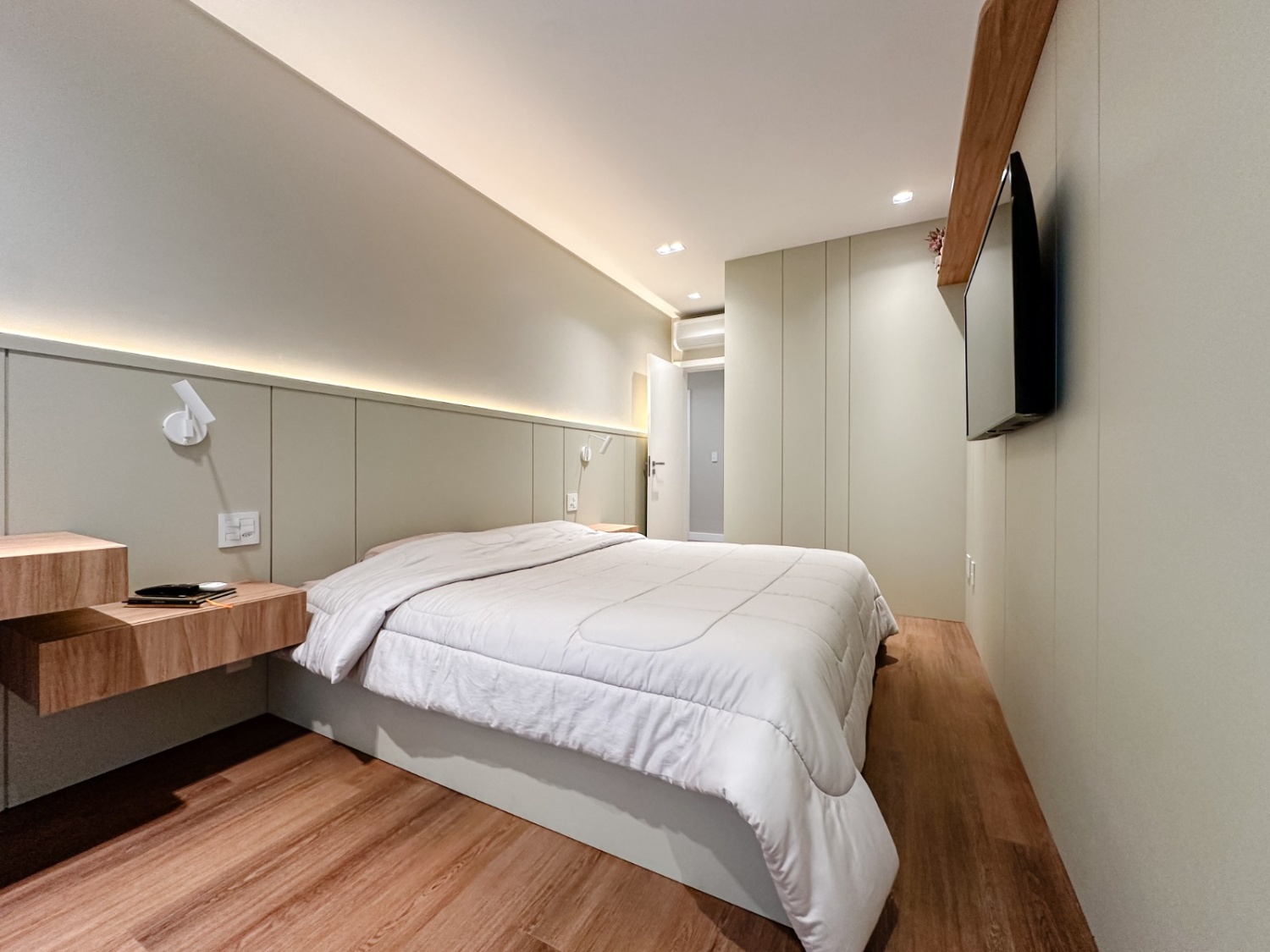 Apartamento Mobiliado no Edifício Brava 22 na Praia Brava - foto 15