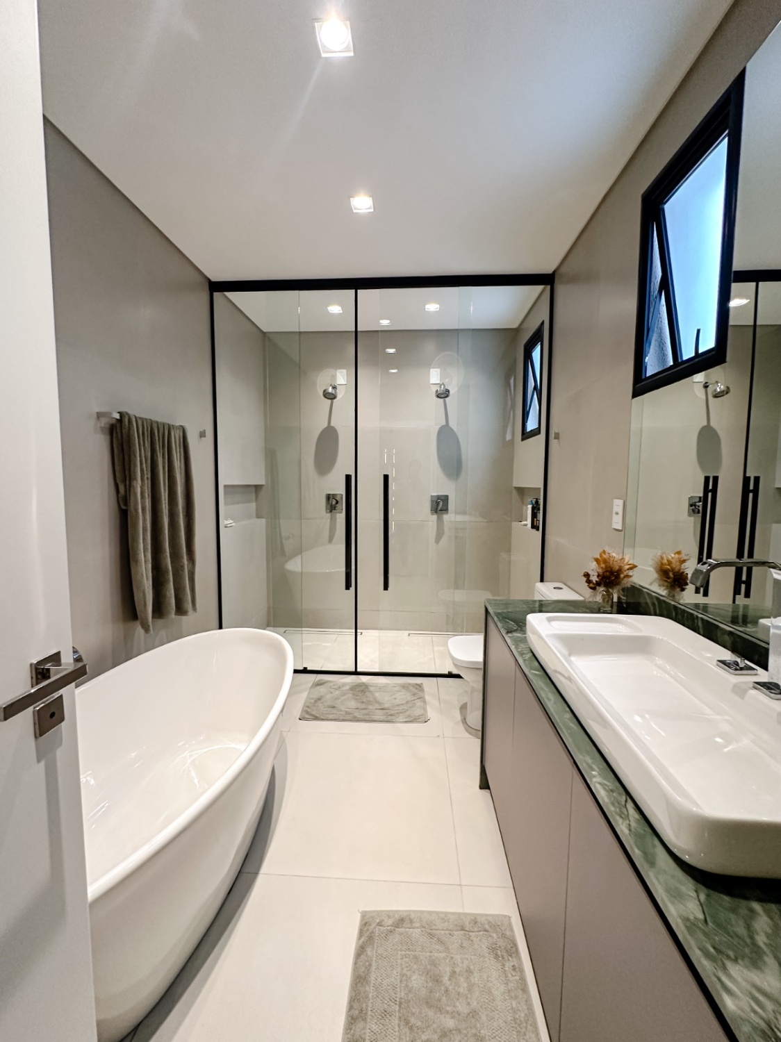 Apartamento Mobiliado no Edifício Brava 22 na Praia Brava - foto 16