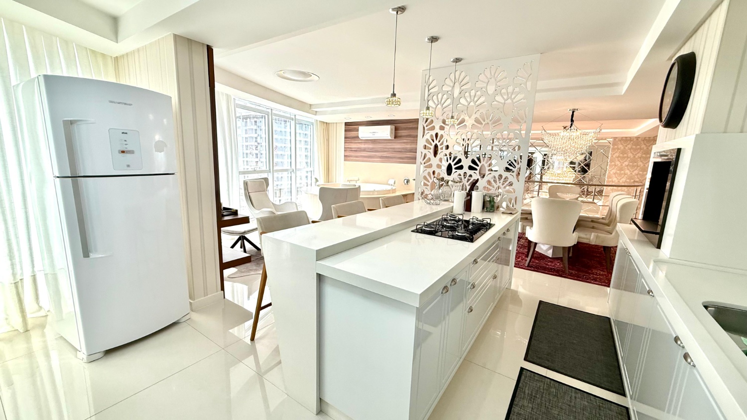 Apartamento Duplex no Edifício Dubai Tower Residence em Meia Praia - Itapema/SC - foto 3
