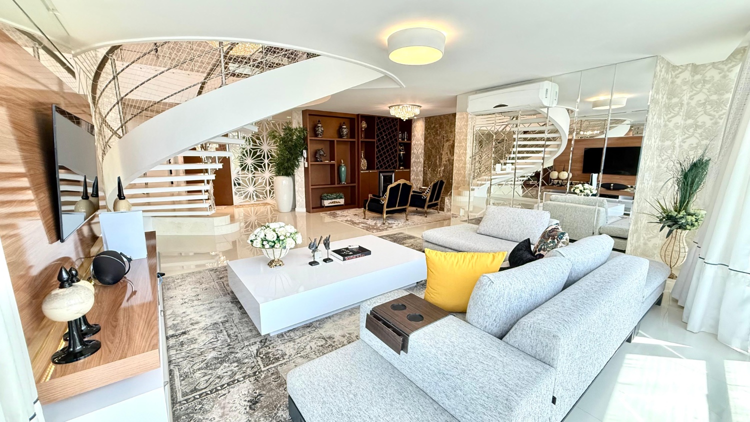 Apartamento Duplex no Edifício Dubai Tower Residence em Meia Praia - Itapema/SC - foto 6