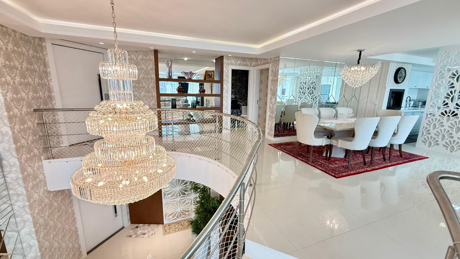 Apartamento Duplex no Edifício Dubai Tower Residence em Meia Praia - Itapema/SC - foto 9