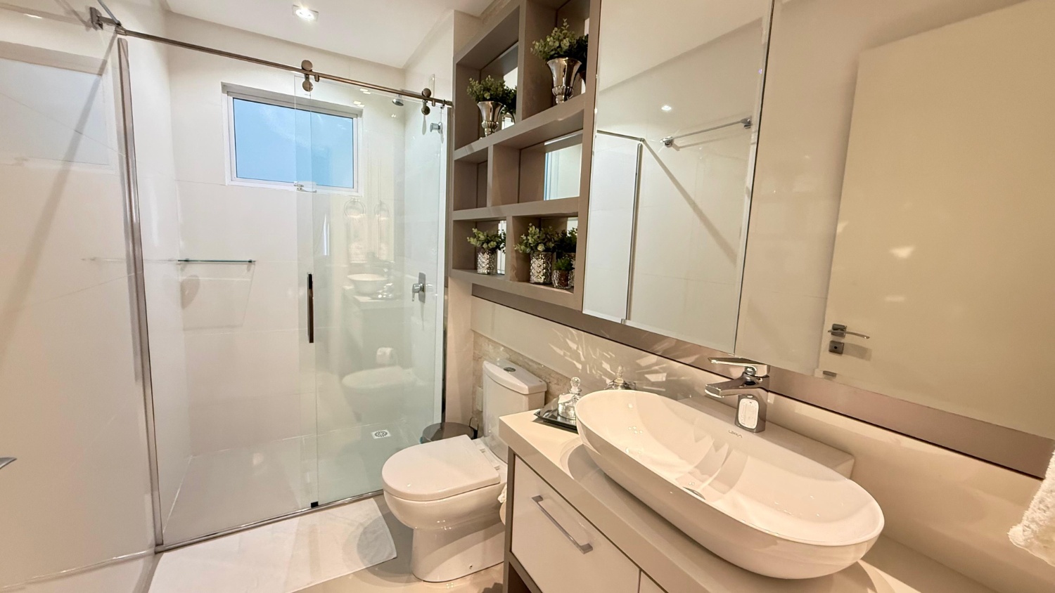 Apartamento Duplex no Edifício Dubai Tower Residence em Meia Praia - Itapema/SC - foto 23