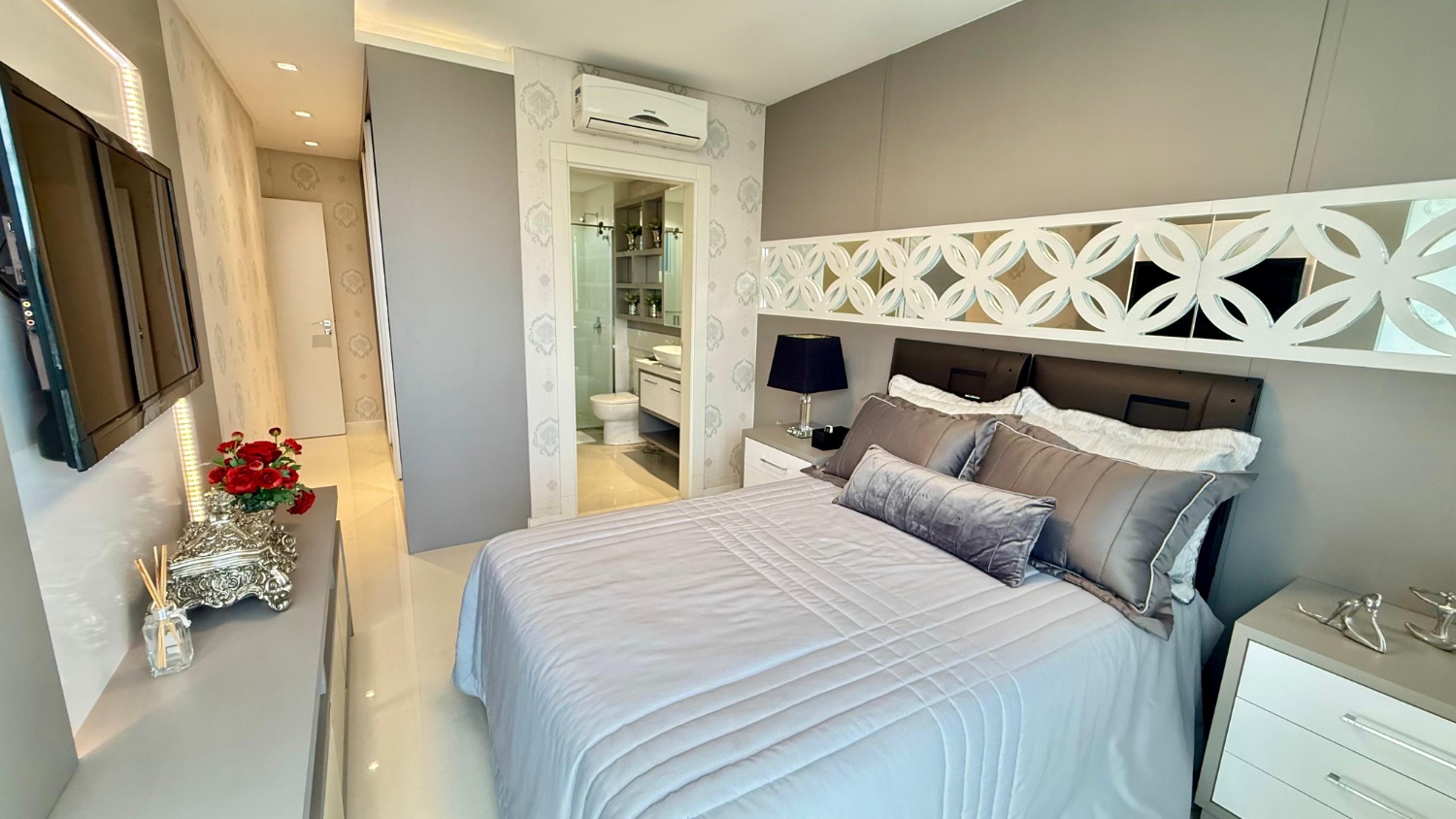 Apartamento Duplex no Edifício Dubai Tower Residence em Meia Praia - Itapema/SC - foto 24