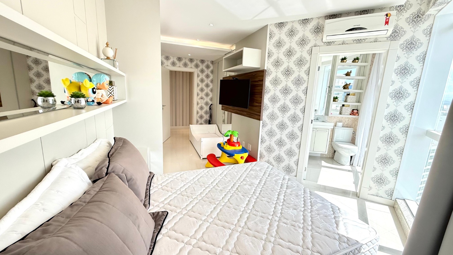 Apartamento Duplex no Edifício Dubai Tower Residence em Meia Praia - Itapema/SC - foto 30