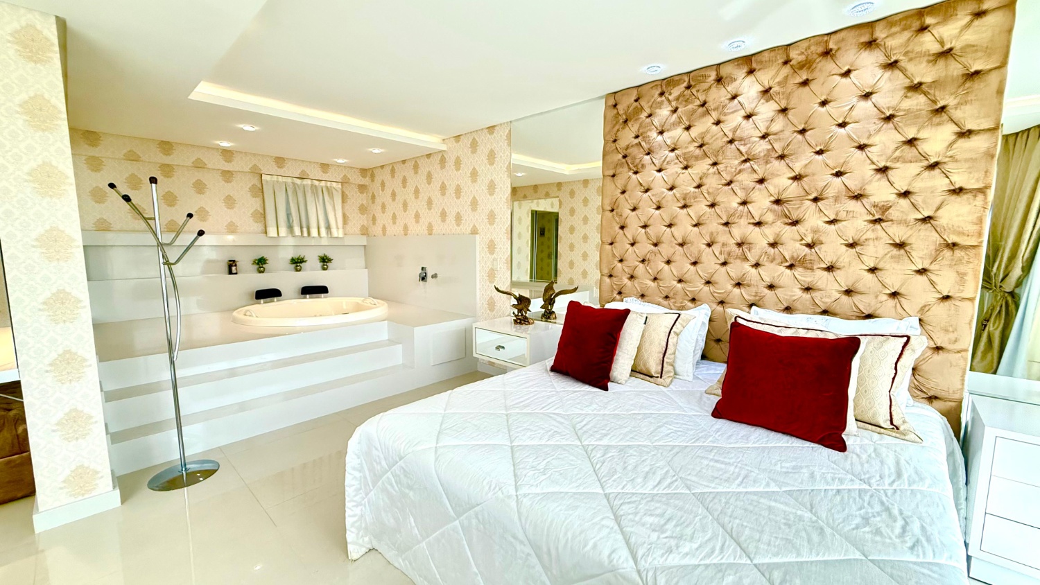 Apartamento Duplex no Edifício Dubai Tower Residence em Meia Praia - Itapema/SC - foto 44
