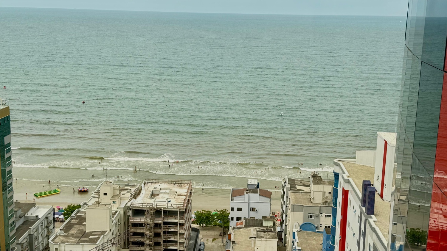 Apartamento Duplex no Edifício Dubai Tower Residence em Meia Praia - Itapema/SC - foto 45