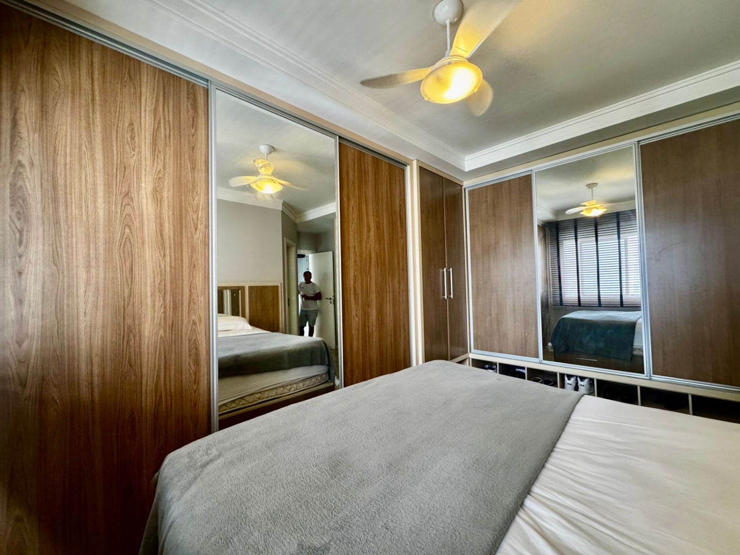 Apartamento no Ed. Aquarela Brasil em Balneário Camboriú - foto 5