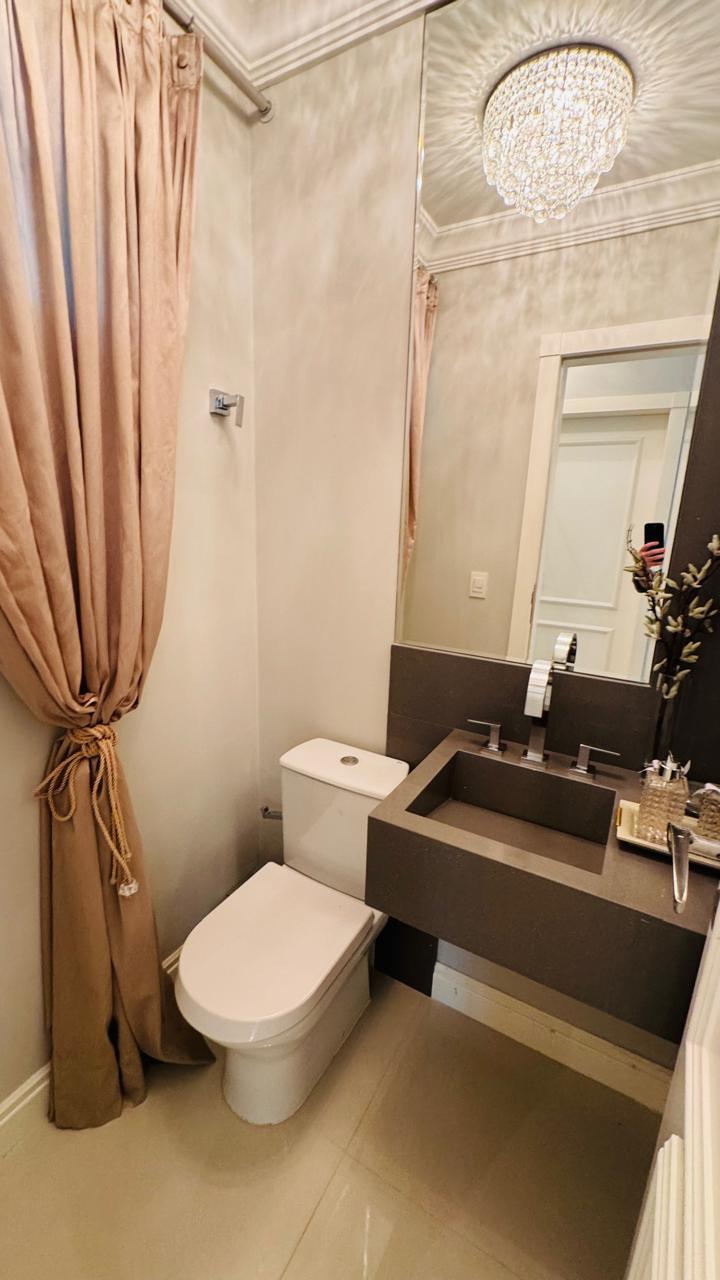 Apartamento no Ed. Atlantic Paradise em Meia Praia em Itapema - foto 12