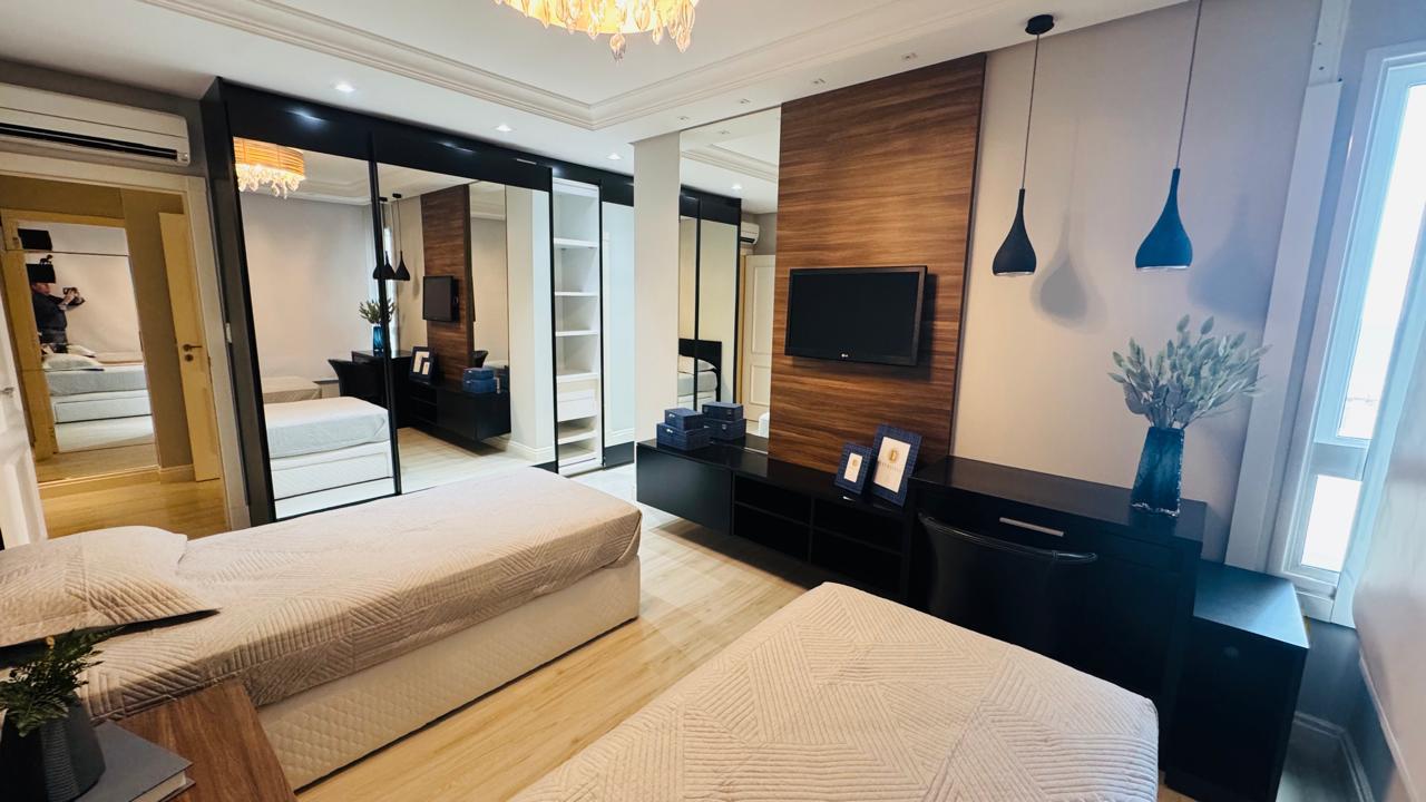Apartamento no Ed. Atlantic Paradise em Meia Praia em Itapema - foto 17