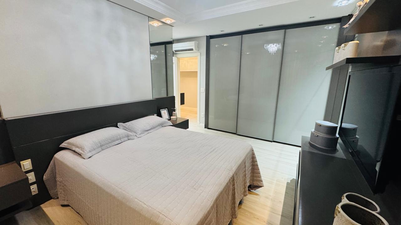 Apartamento no Ed. Atlantic Paradise em Meia Praia em Itapema - foto 18