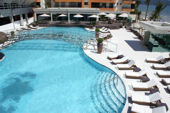 Apartamento no Ed. Atlantic Paradise em Meia Praia em Itapema - foto 25