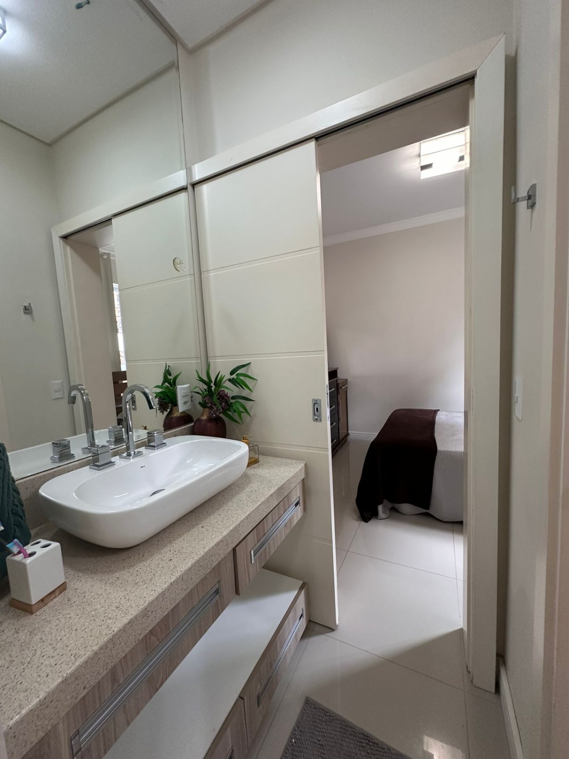 Apartamento no Ed. Brisa da Brava na Praia Brava/SC - foto 24
