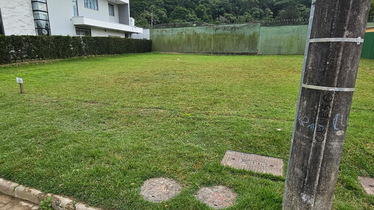 Terreno no Condomínio Costa Verde em Praia Brava/SC - foto 4