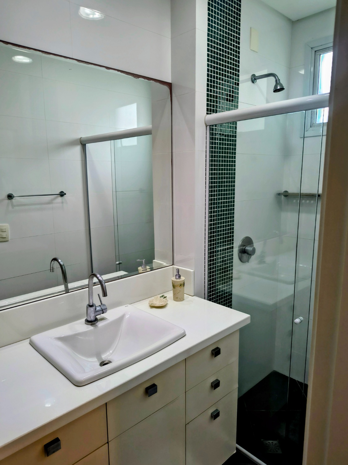 Apartamento no Ed. Barramares em Balneário Camboriú - foto 17