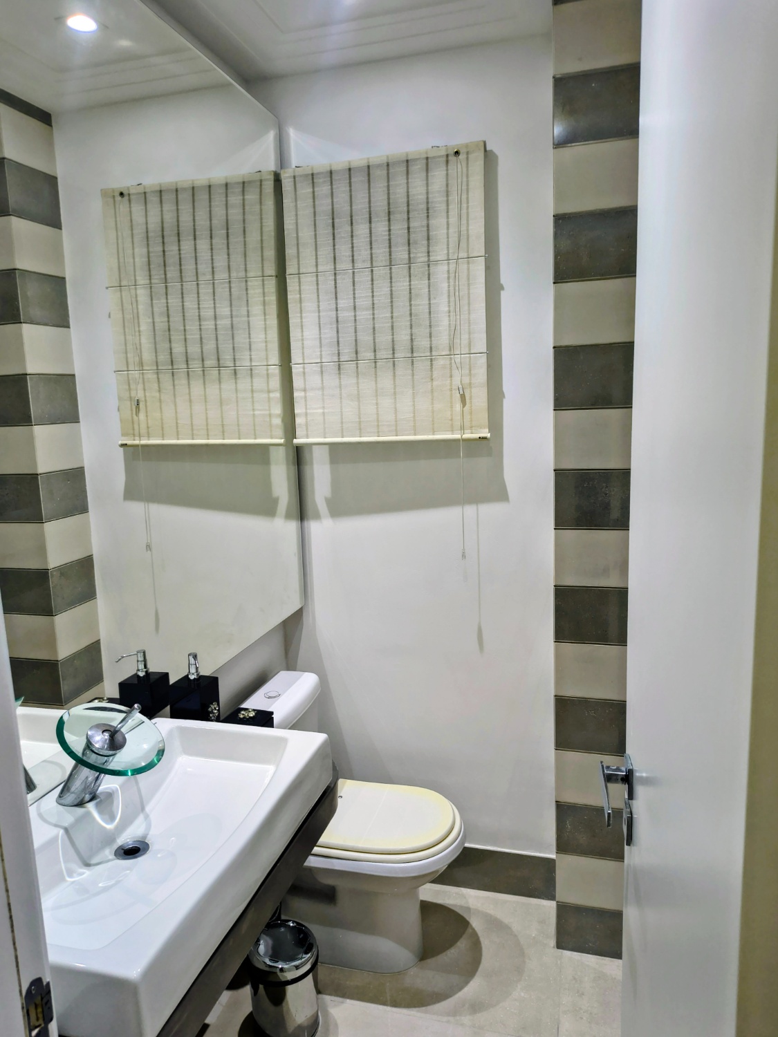 Apartamento no Ed. Barramares em Balneário Camboriú - foto 18