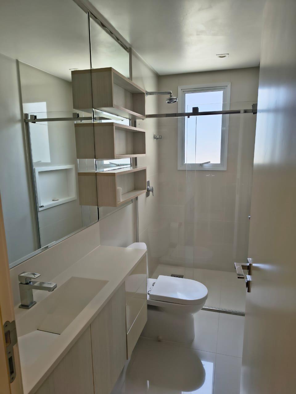 Apartamento no Ed. Brava Beach Internacional - Reserva Corais na Praia Brava - foto 9