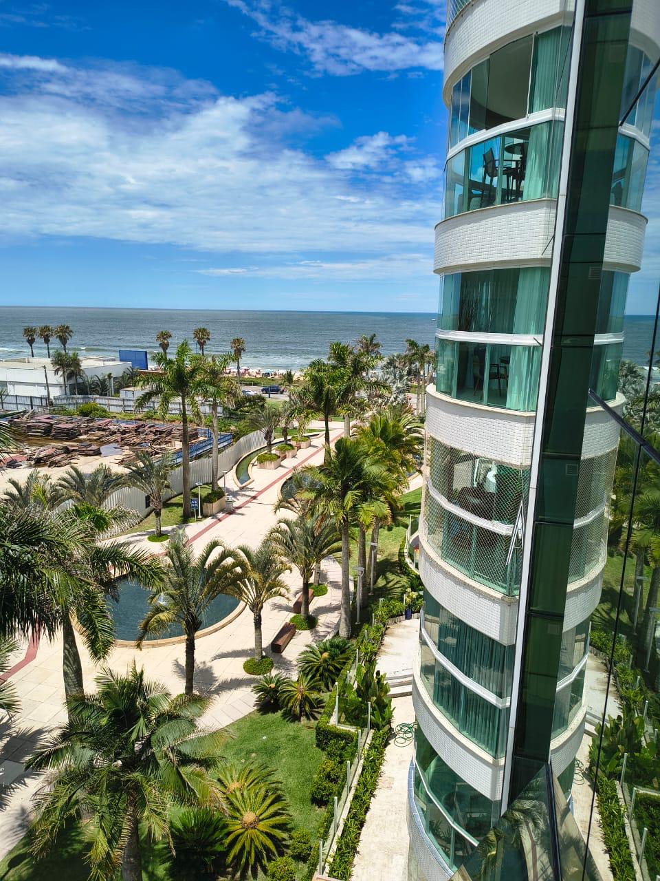 Apartamento no Ed. Brava Beach Internacional - Reserva Corais na Praia Brava - foto 13