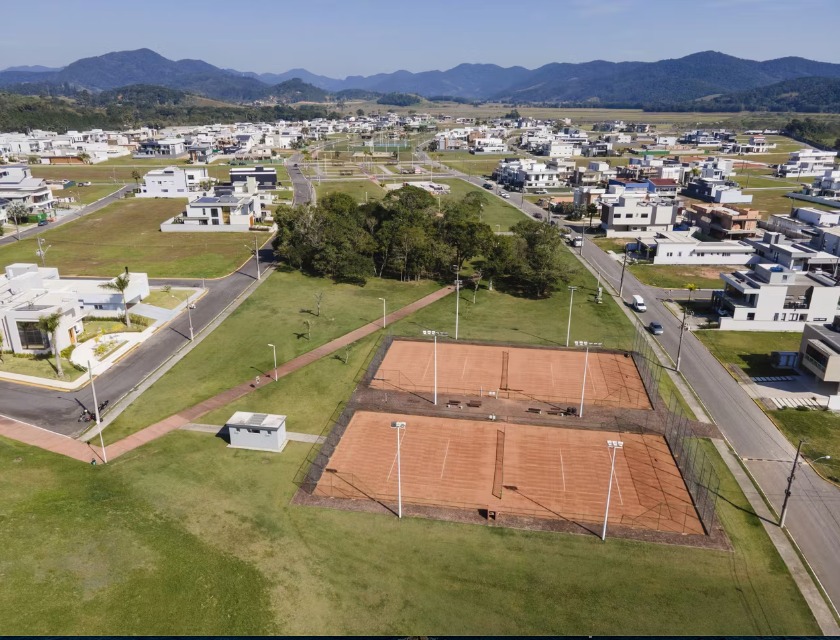 Terreno no Condomínio Caledônia em Camboriú - foto 10