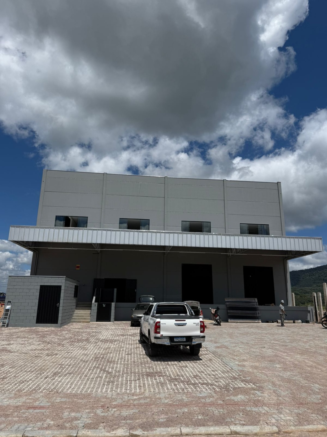 Galpão Logístico no Cond. Empresarial Cunha