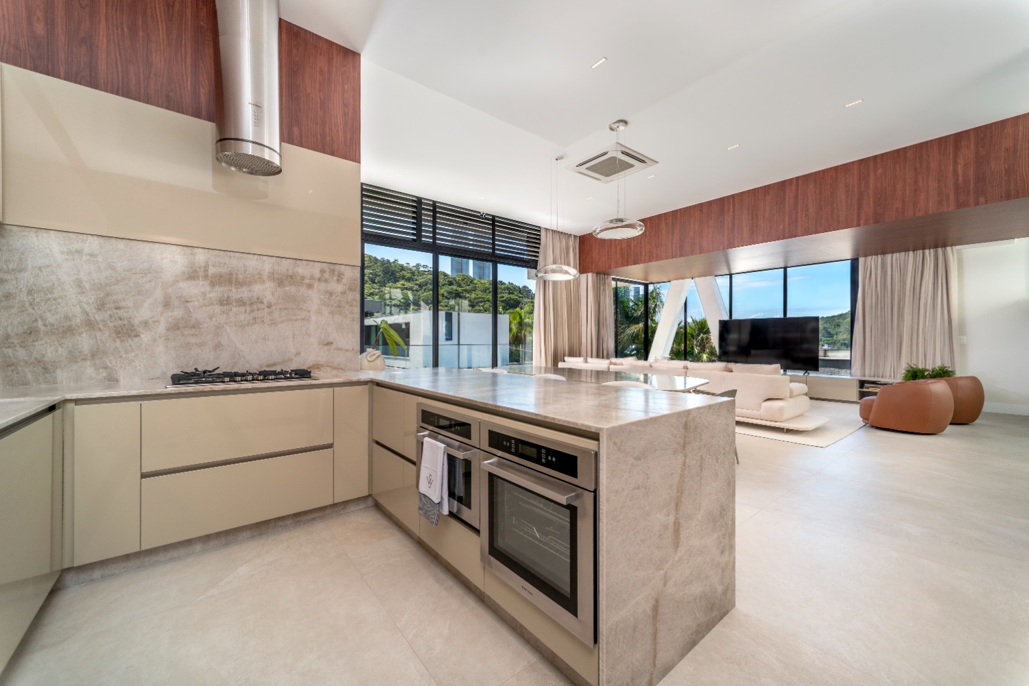 Casa no Condomínio Bella Vista Residence Club em Balneário Camboriú - foto 8