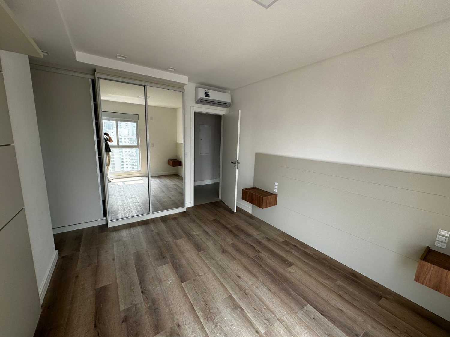 Apartamento no Edifício Olimpia Residence em Balneário Camboriú - foto 11