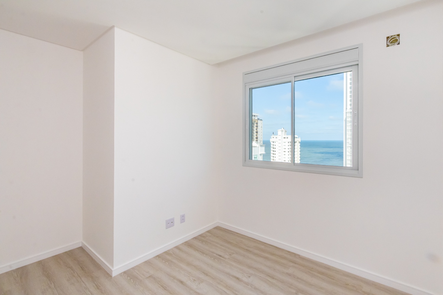 Apartamento no Ed. Villa Alba em Balneário Camboriú - foto 28