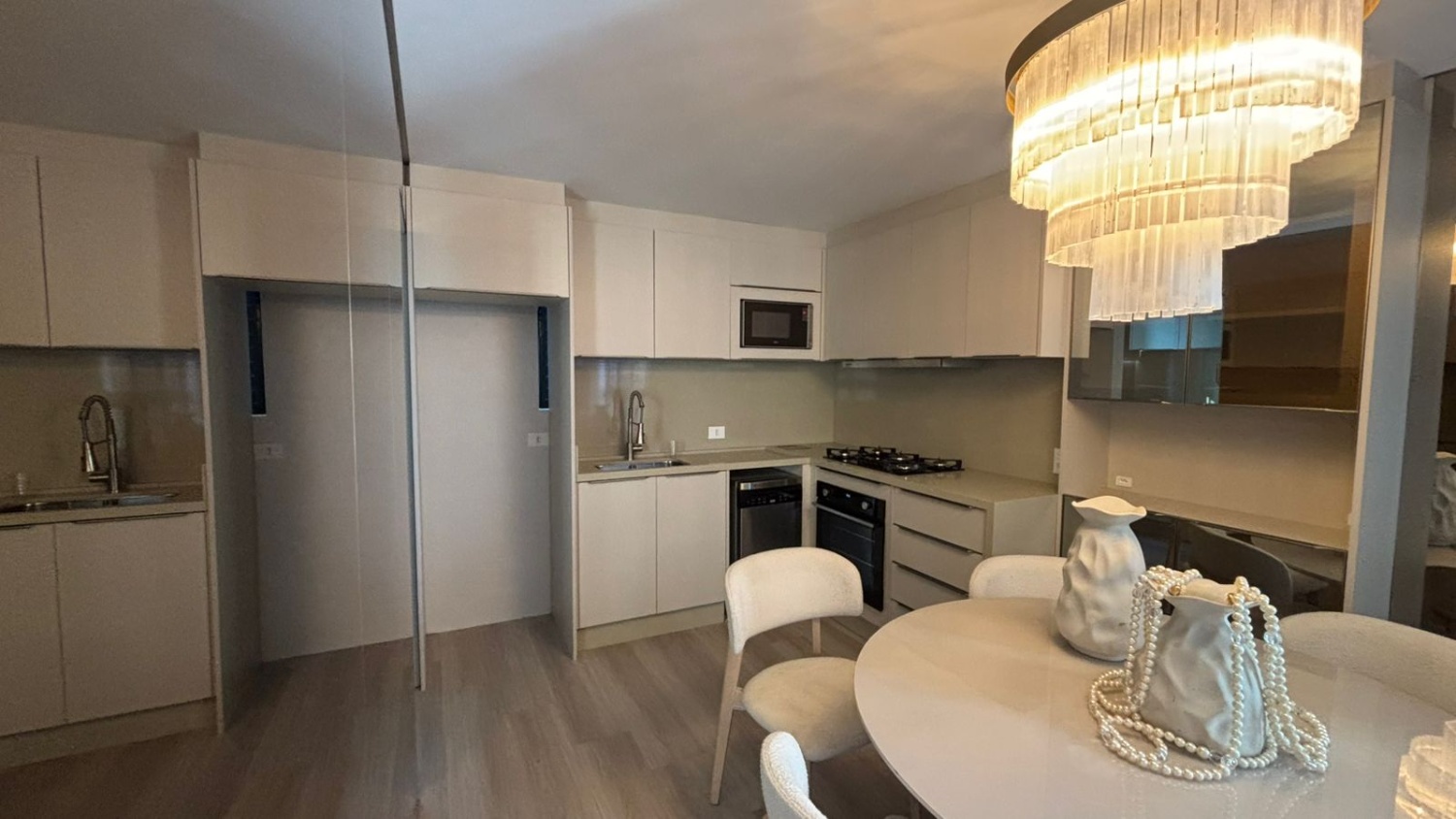 Apartamento no Ed. Sauer Residence em Balneário Camboriú - foto 4