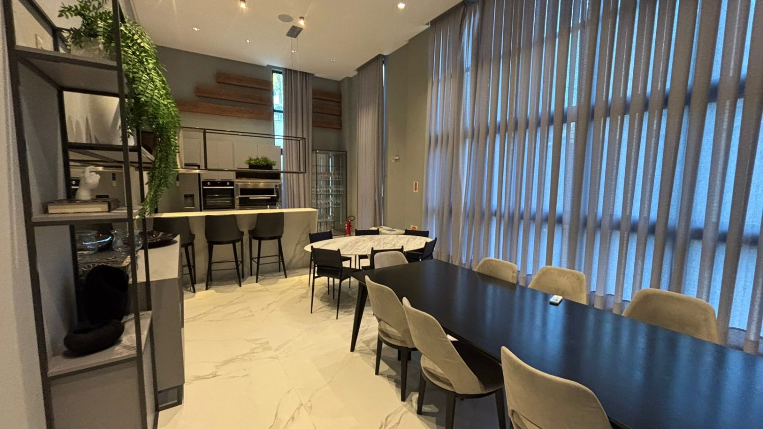 Apartamento no Ed. Sauer Residence em Balneário Camboriú - foto 13