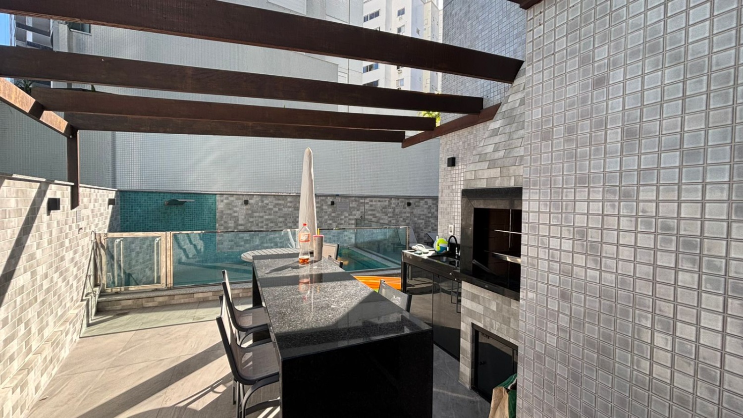 Apartamento no Ed. Sauer Residence em Balneário Camboriú - foto 18