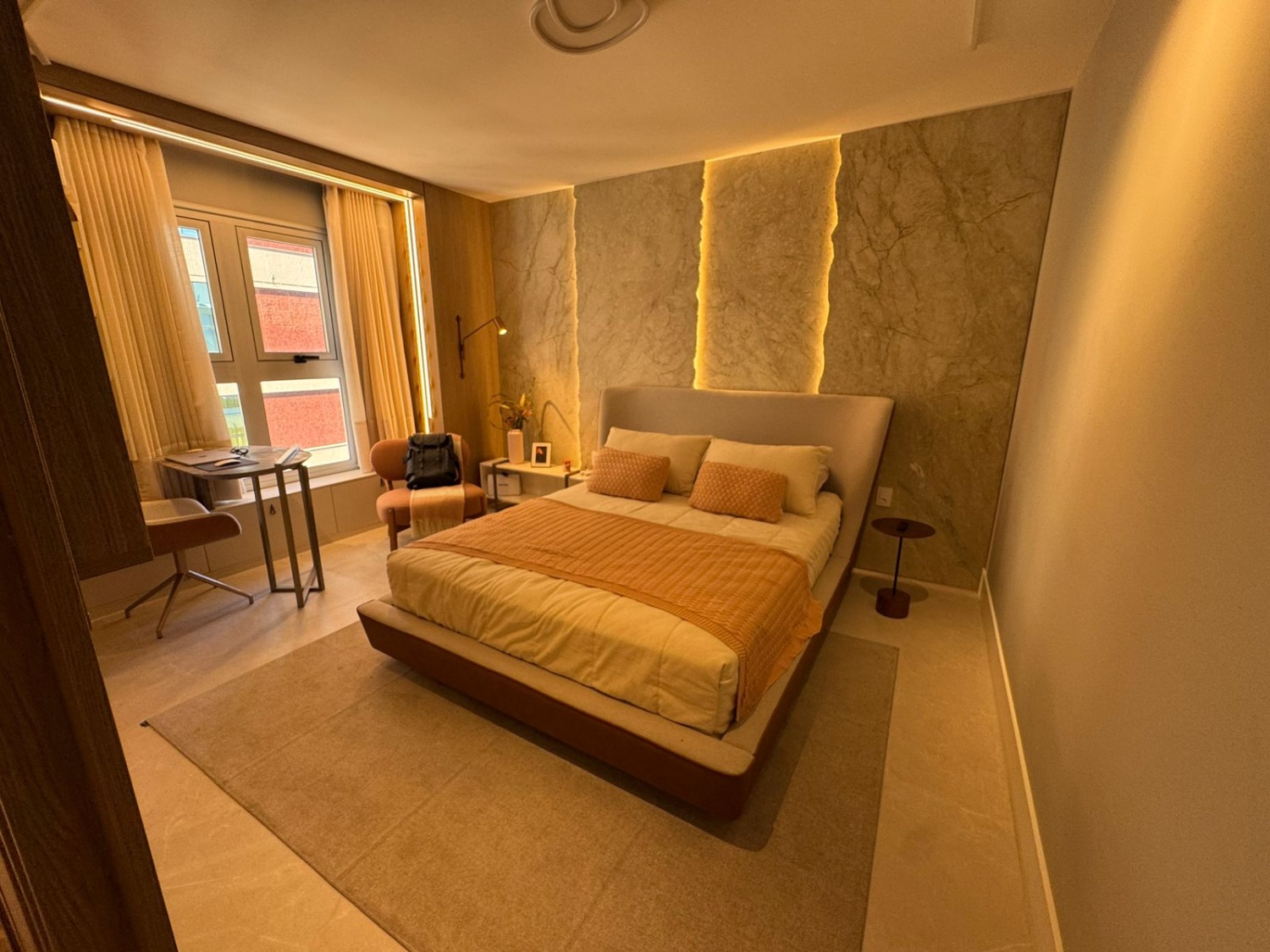 Apartamento no Edifício Grécia em Balneário Camboriú - foto 9