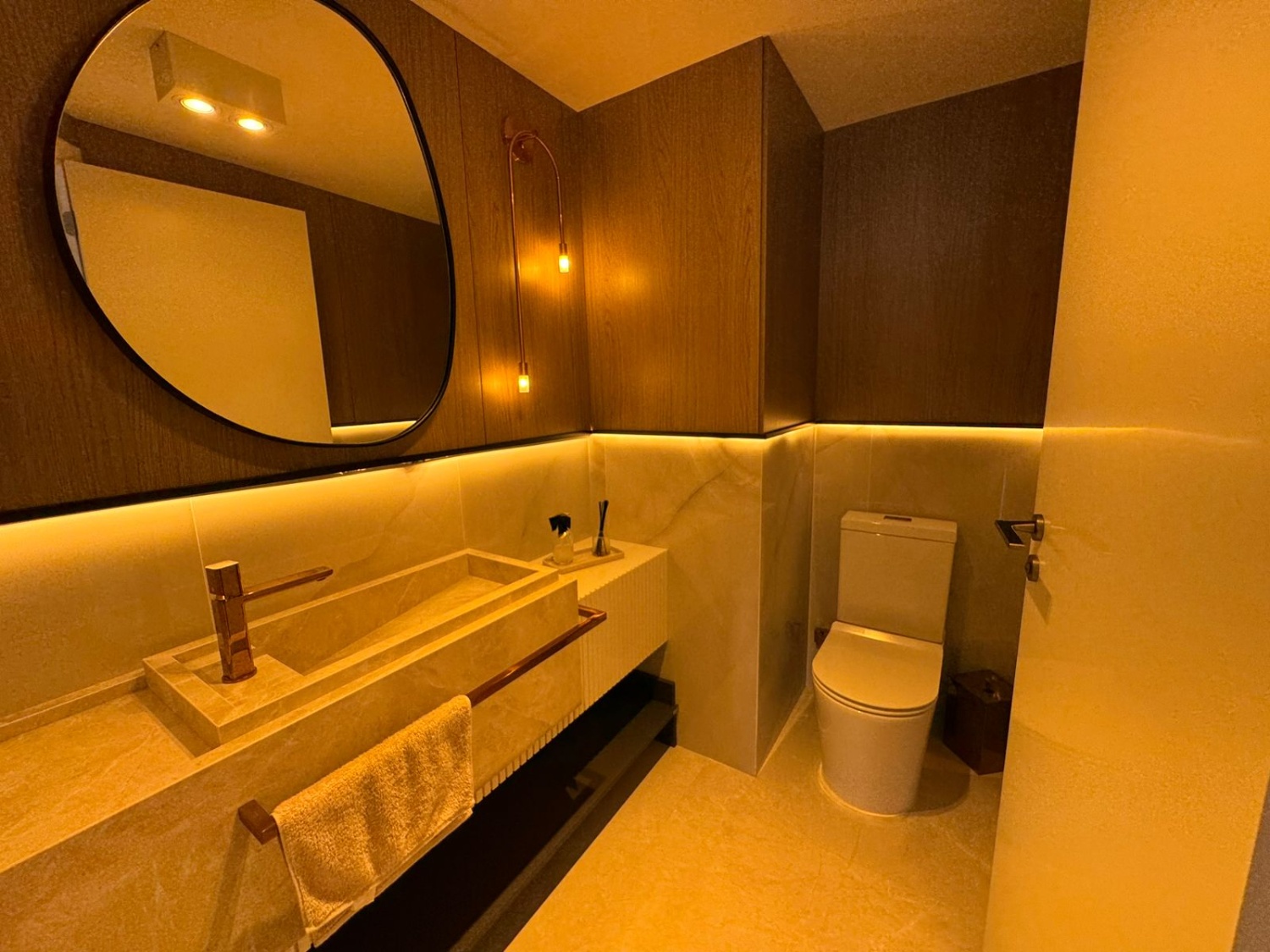 Apartamento no Edifício Grécia em Balneário Camboriú - foto 14