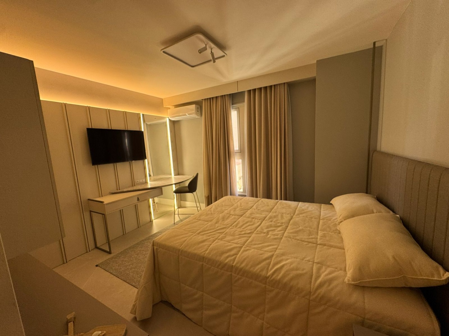 Apartamento no Edifício Grécia em Balneário Camboriú - foto 18
